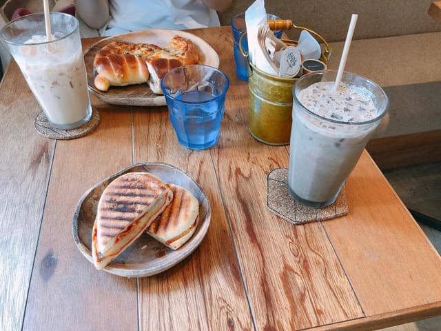 Quinto 鵠沼海岸店 - サブ画像1