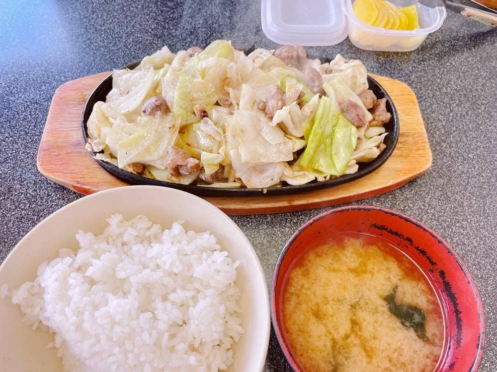 スタミナ焼肉 博多 鉄板王 空港東店