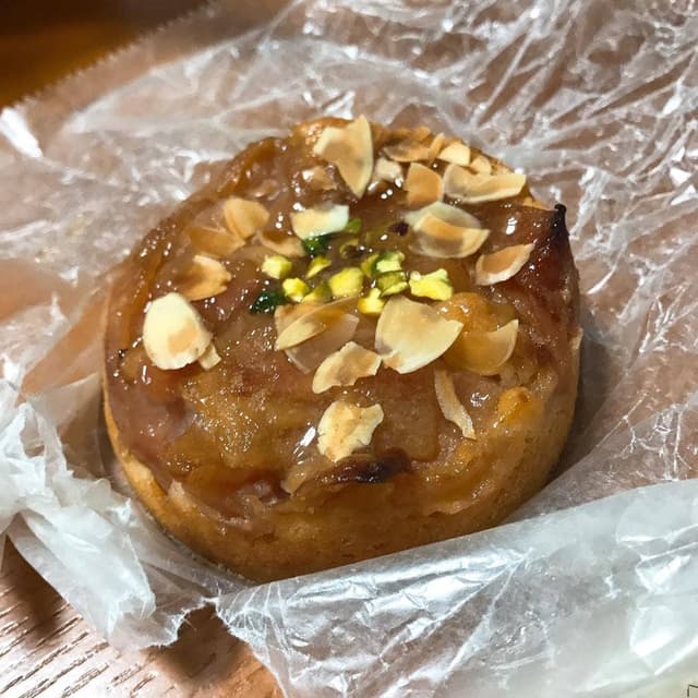 とらやベーカリー - サブ画像3