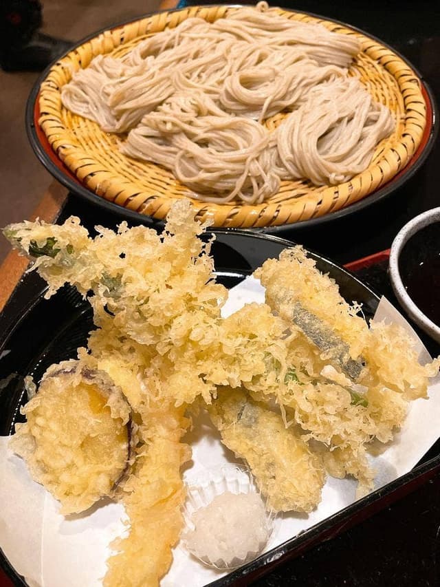 戸隠手打ちそば処 仁王門屋 タングラム斑尾店 - サブ画像1