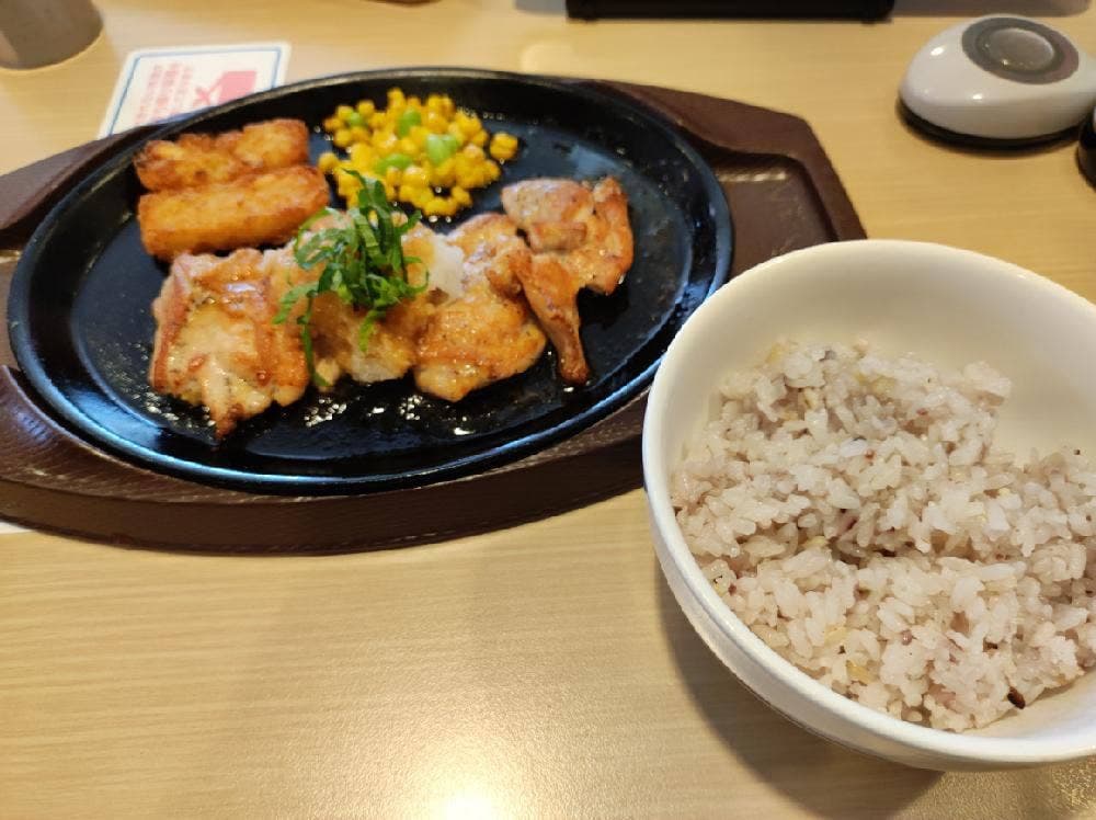 Caféレストラン ガスト 多賀城店