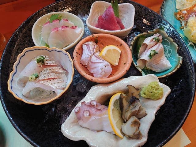 島魚料理 寿し初枝 - サブ画像1