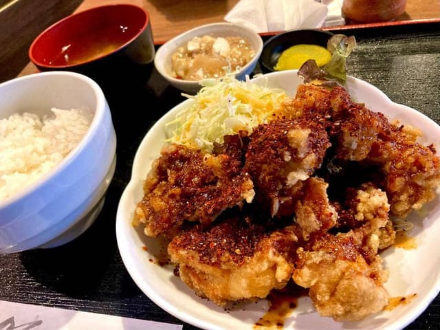 炭火串焼と旬鮮料理の店 大樹 - サブ画像3