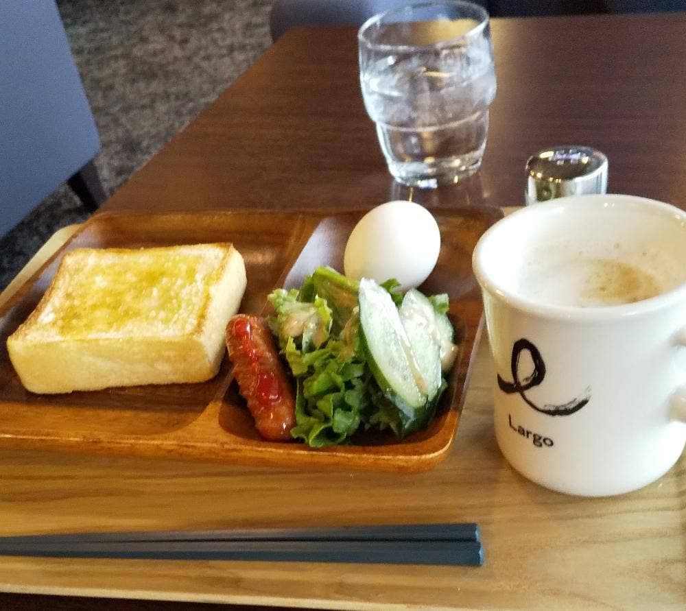Life's Lounge Cafe