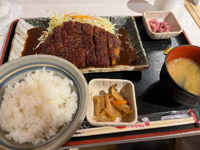 名古屋名物みそかつ 矢場とん 阪急三番街店 - サブ画像2