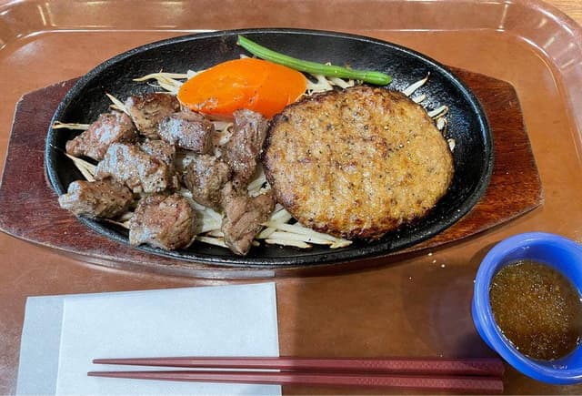 ビフテキ屋 うえすたん 木の葉モール橋本 - サブ画像1