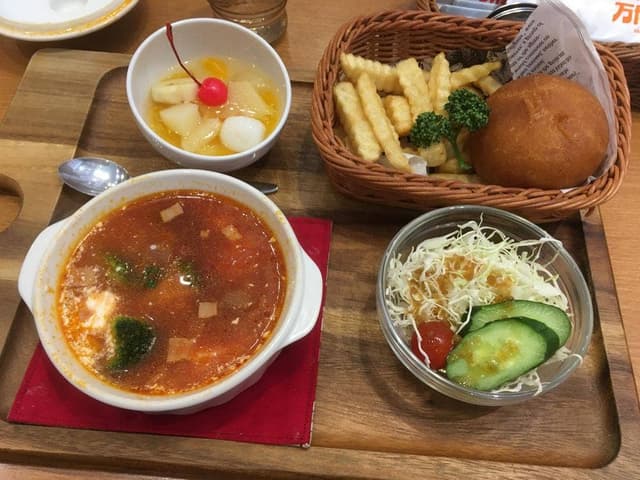 万博食堂 ららぽーとEXPOCITY店 - サブ画像1