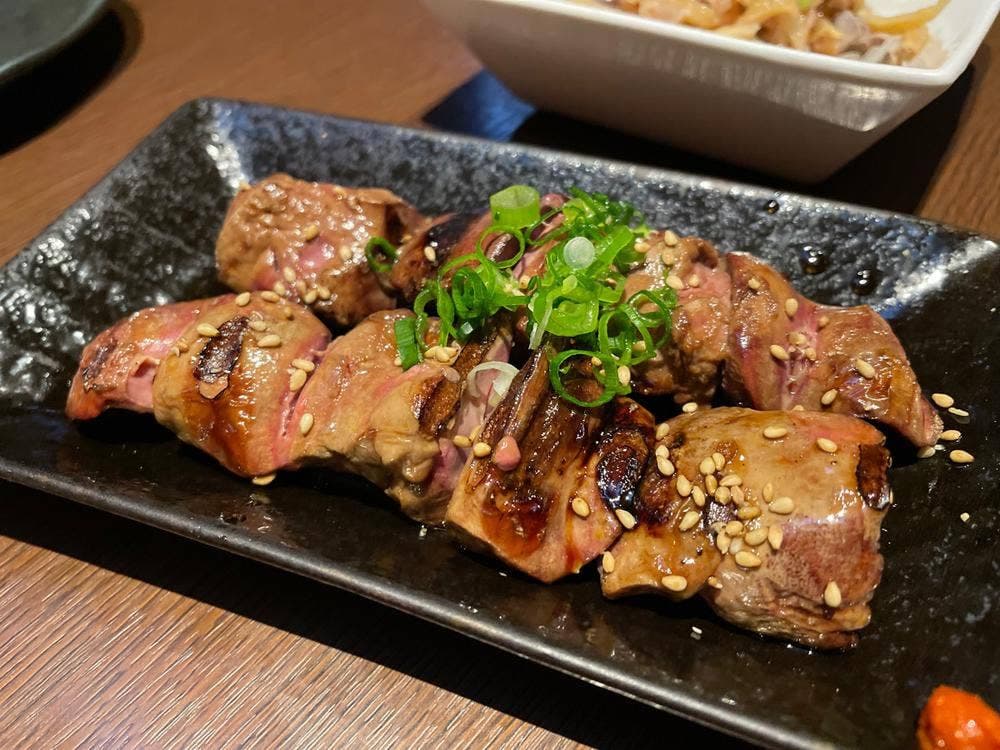 博多風炭火やきとり おかいち