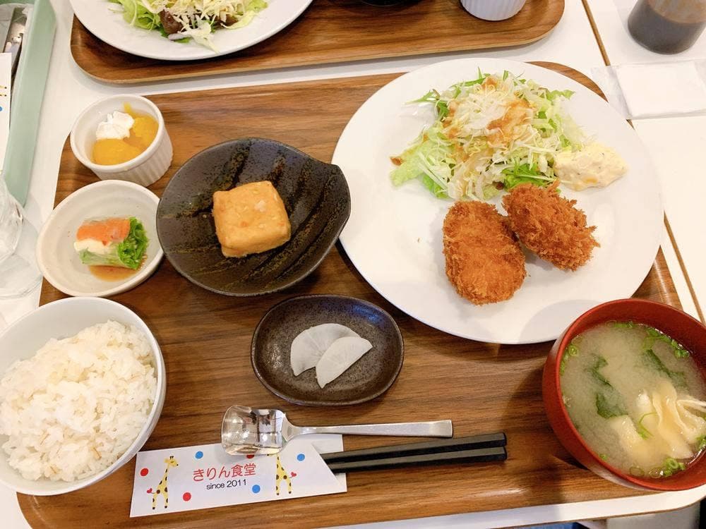 きりん食堂