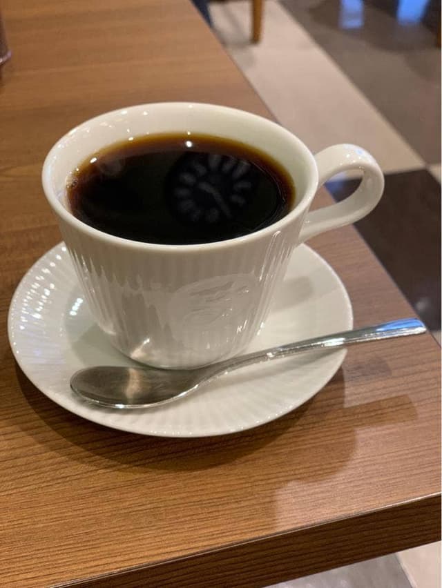 カフェ・ド・クリエ 築地聖路加通り店 - サブ画像1
