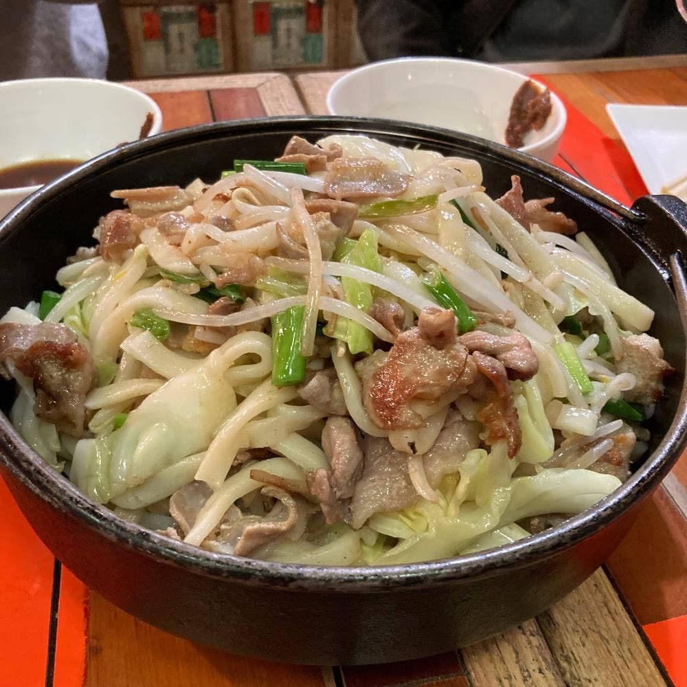 播州佐用名物《つけ麺》ホルモン焼うどん テン