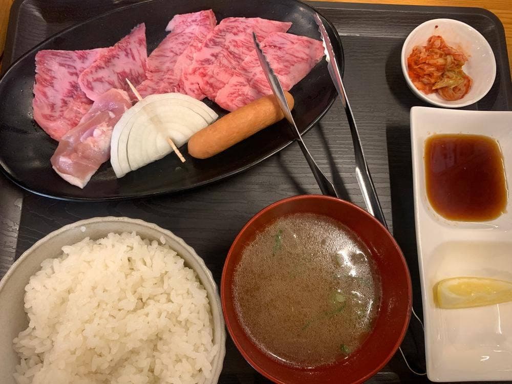 黒毛和牛焼肉 おおくぼ屋。