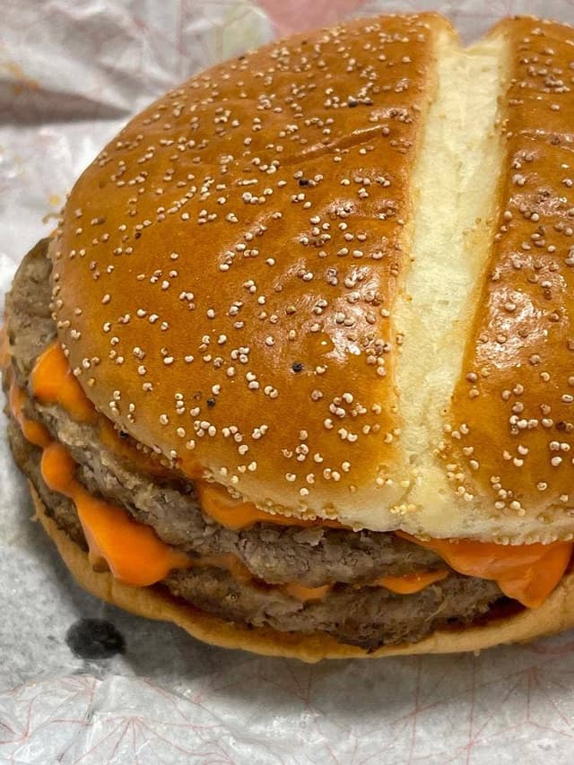 マクドナルド 高岡中曽根店 - サブ画像1