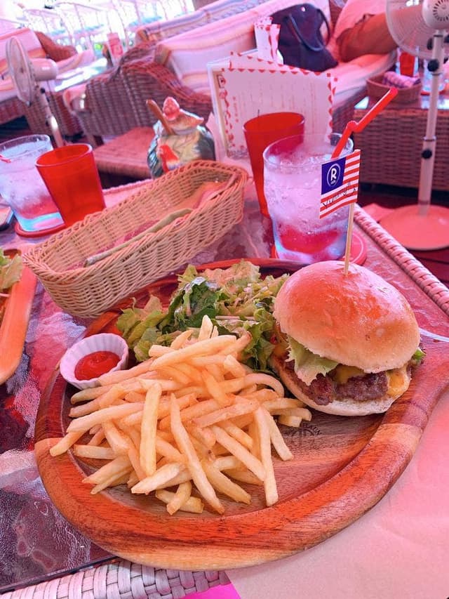 R cafe - サブ画像3