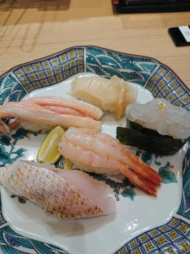 金沢まいもん寿司 センター南店 - サブ画像1