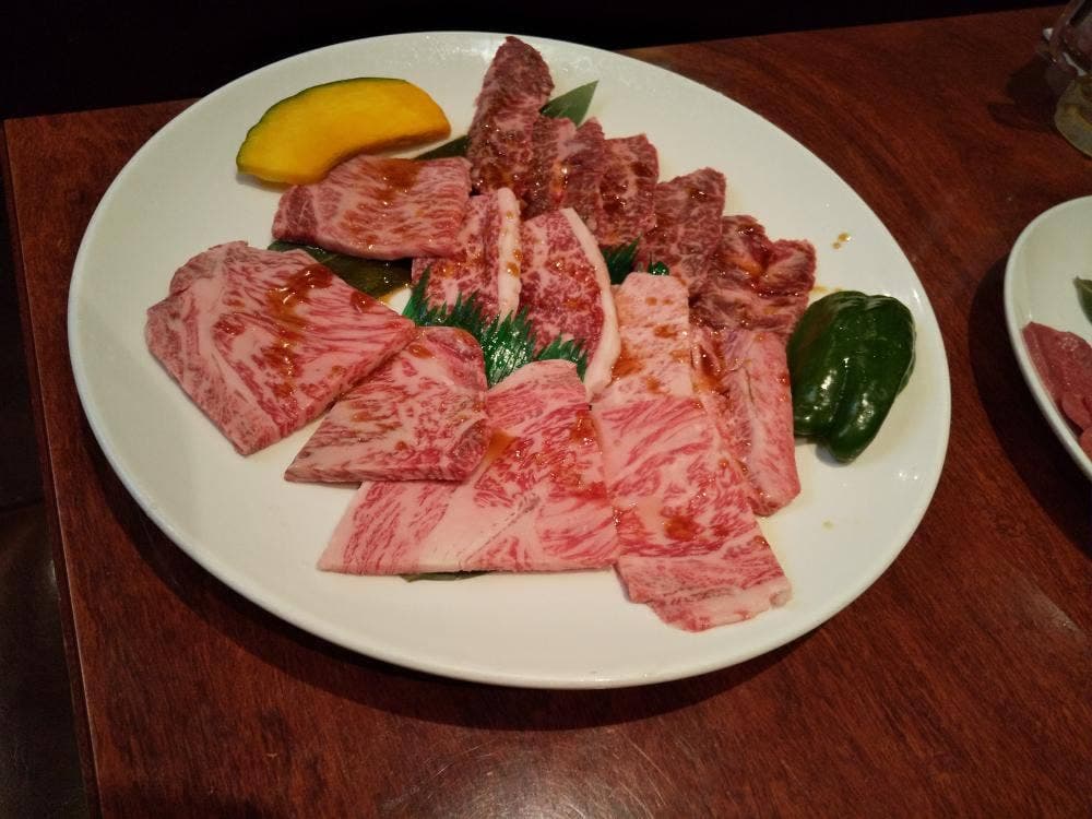 焼肉まるよし 難波店