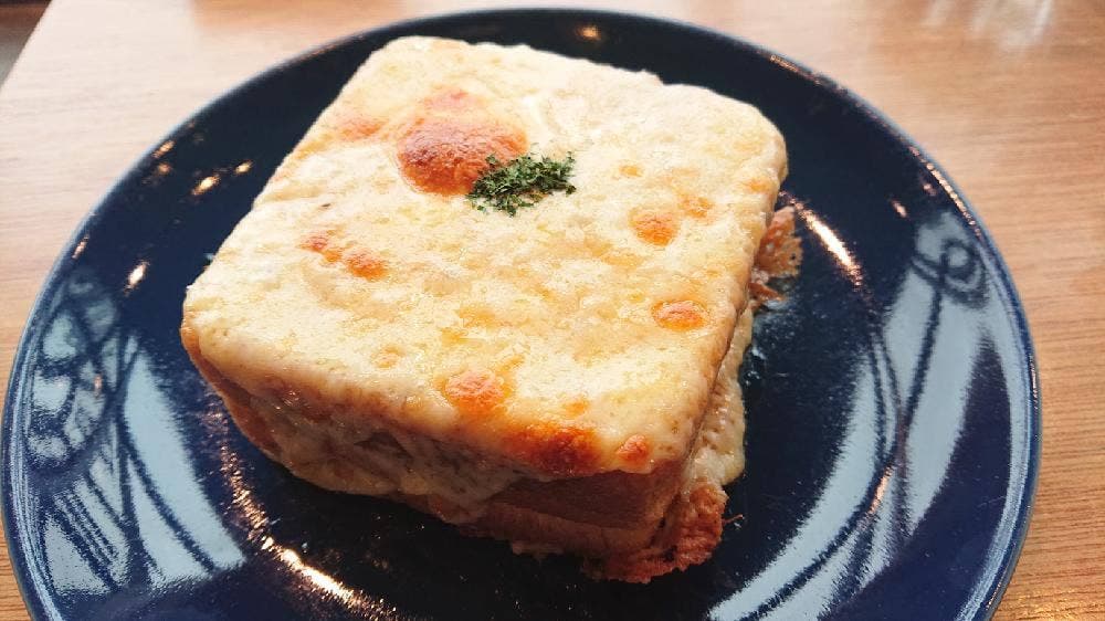 パン屋むつか堂 アミュ博多店