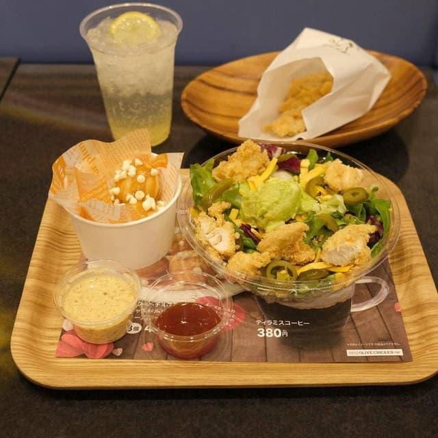 bb.qオリーブチキンカフェ JR天満駅前店 - サブ画像2