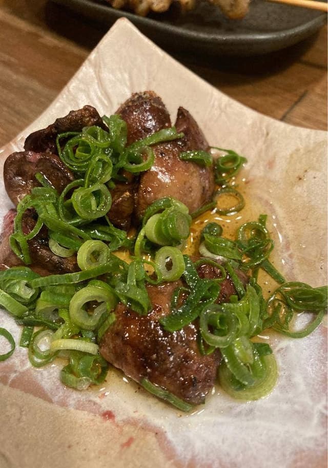 炭火焼鳥専門店 250円均一鳥伸 門戸店 - サブ画像1