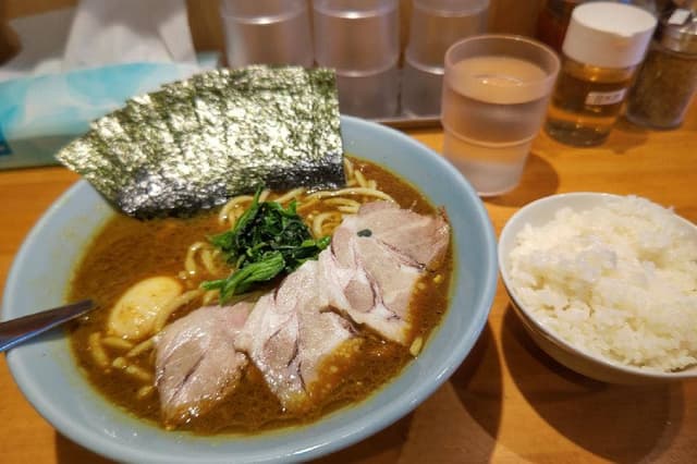 横浜家系ラーメン 平田屋 - サブ画像3