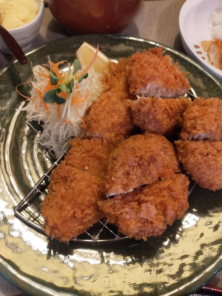 かさねとんかつ かつ銀 沼津東椎路店