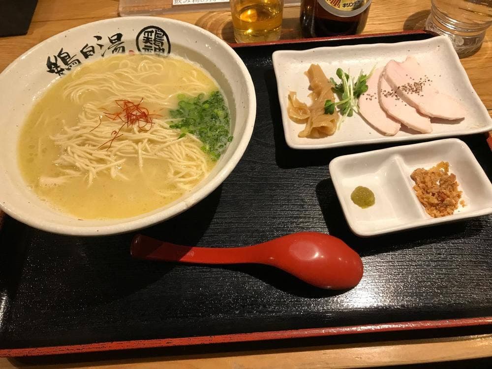 玉宮鶏白湯 鶏神