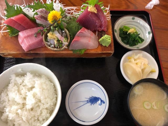 大衆割烹 出羽 - サブ画像1