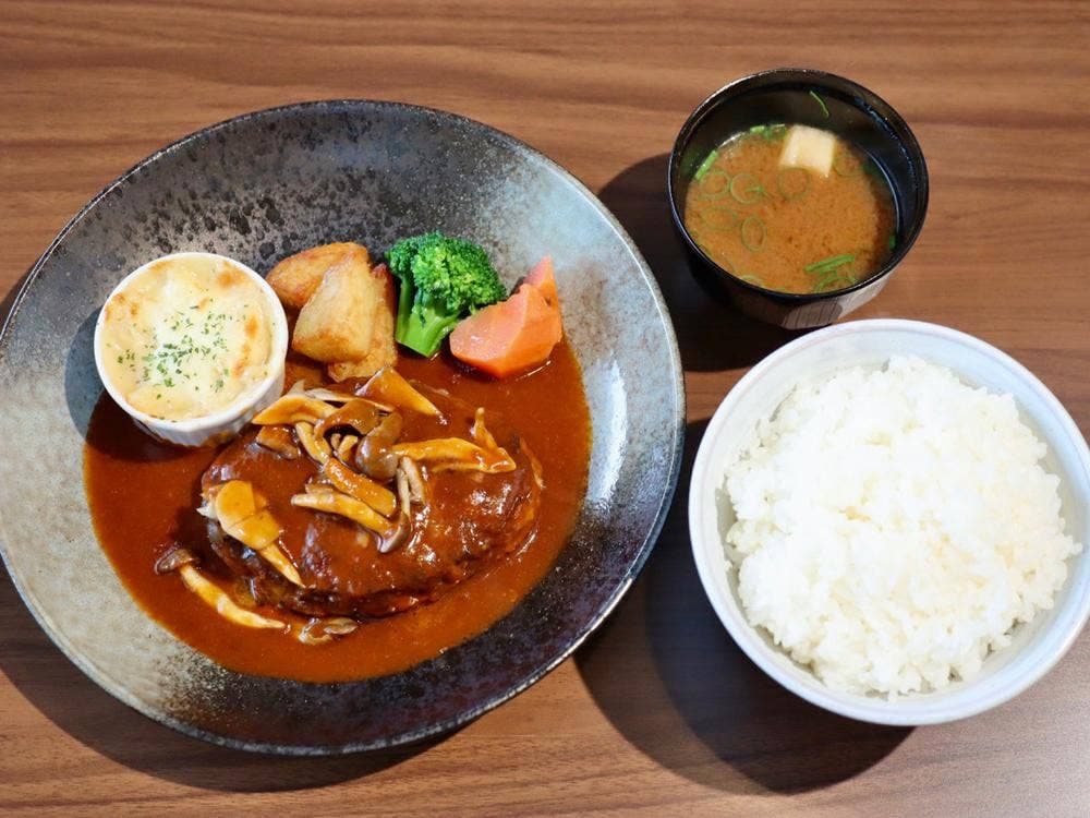 ステーキ・ハンバーグ 風の森