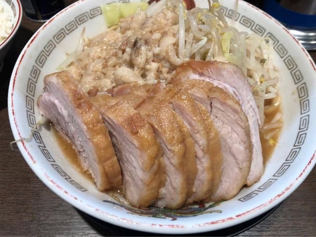 ラーメン豚山 鶴見店 - サブ画像1