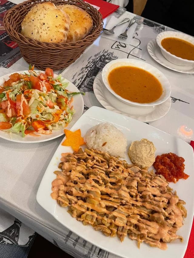 Yıldız Turkish Restaurant & Bar - サブ画像1