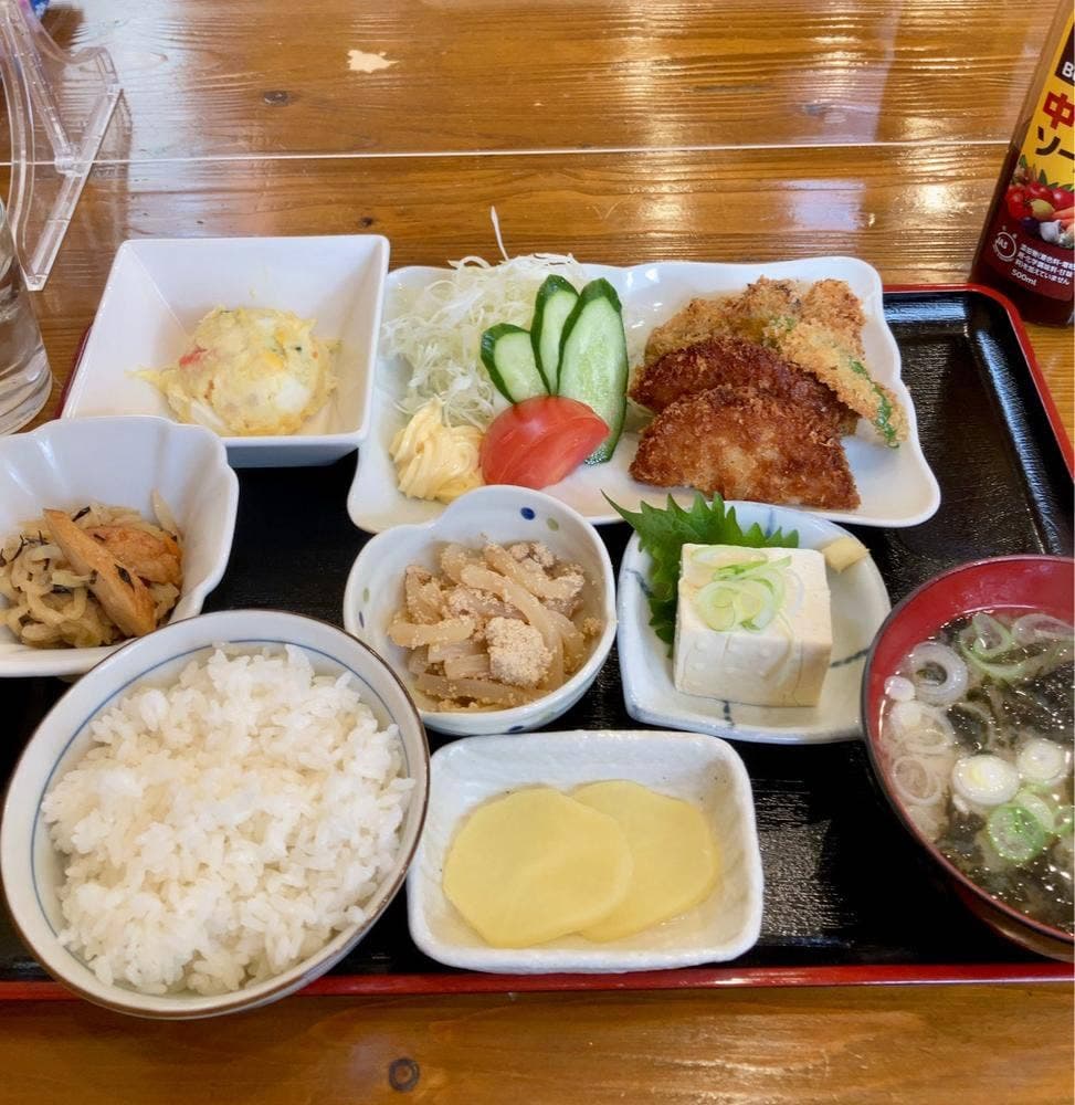 じんや