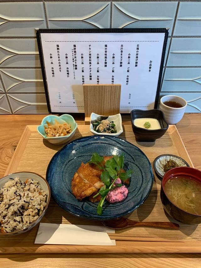 座 - サブ画像3