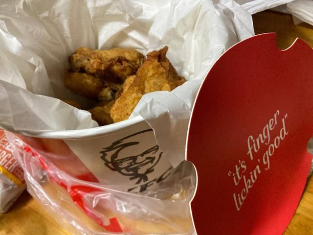 ケンタッキーフライドチキン 浦和仲町店 - サブ画像3