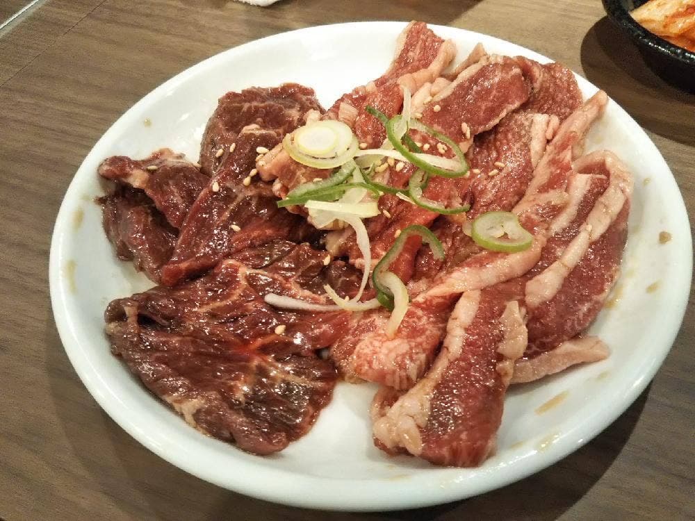 炭火焼きホルモン とんしん