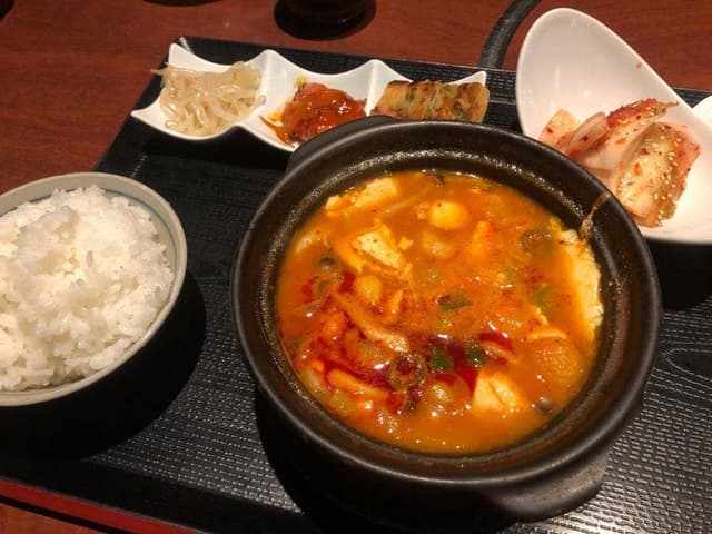 シュリ 丸の内店 - サブ画像1