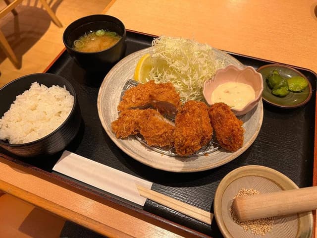 手打ちとんかつ かつ屋 コトノハコ神戸店 - サブ画像1