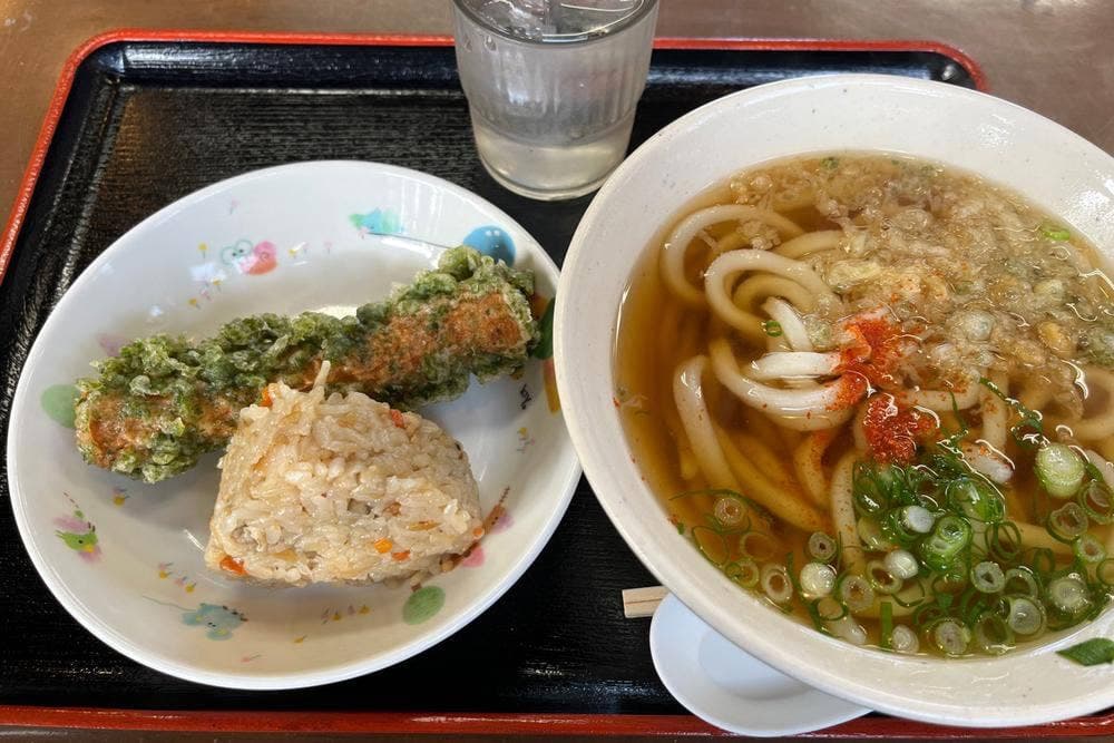 手打ちうどん 自家製麺 まるよし