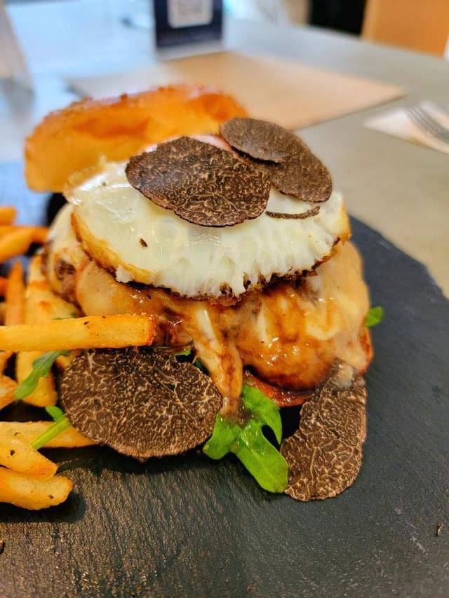 GENKAI BURGER - サブ画像2