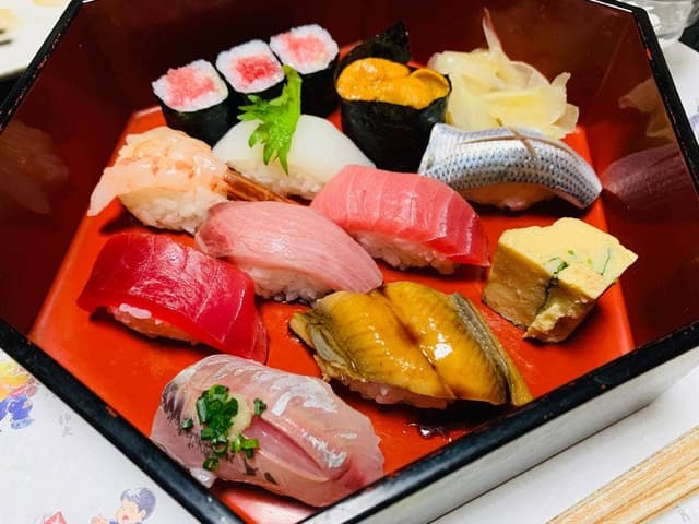 かぐら坂 新富寿司 - サブ画像2