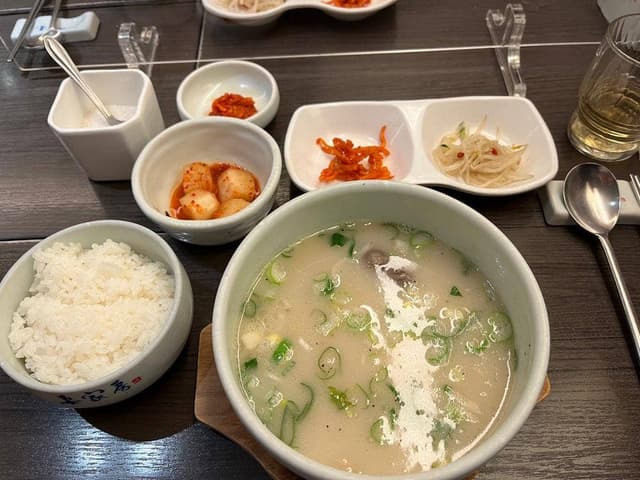 韓国料理 妻家房 横浜高島屋店 - サブ画像3