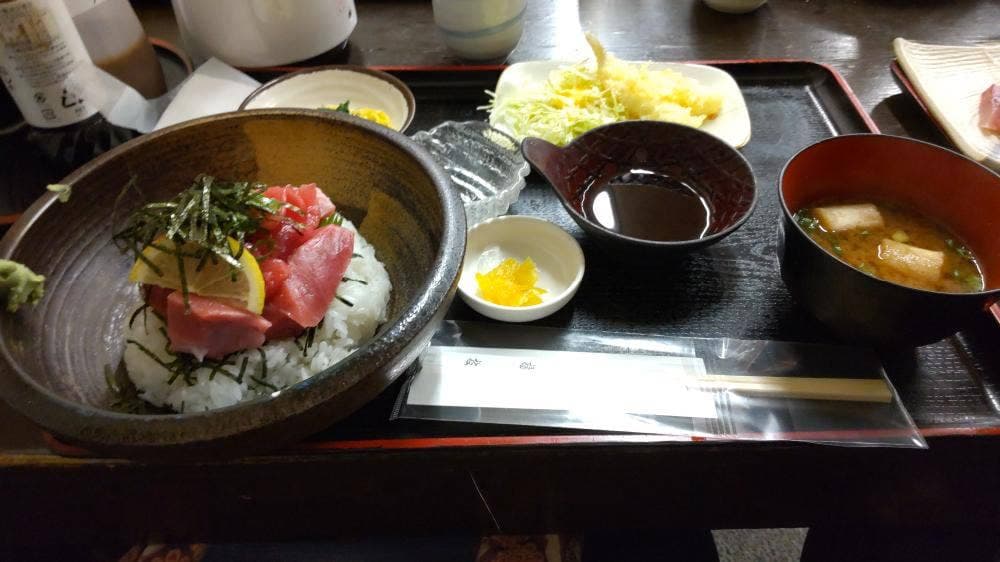 博多魚がし 西側食堂店