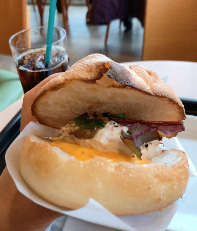 カフェ・ベローチェ 船橋本町三丁目店 - サブ画像2