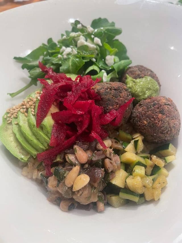 サラベス ルミネ新宿店 - サブ画像2