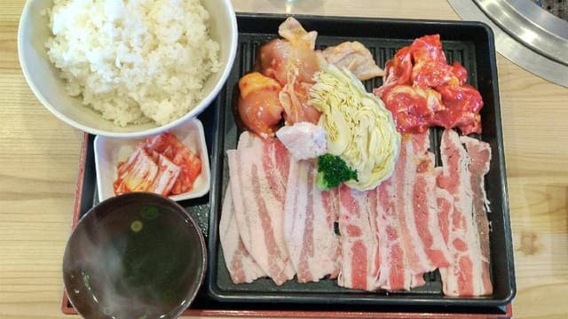 肉のサトウ商店 江崎本店 - サブ画像2