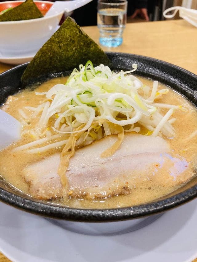 完熟らーめん本丸 泉駅前店 - サブ画像1