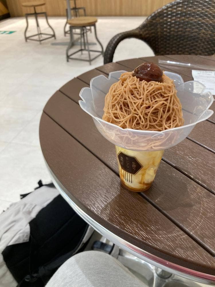 生搾りモンブラン専門店 モラージュ柏店
