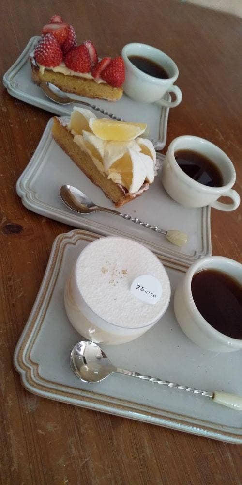 cakeと小さなcafe 25nico