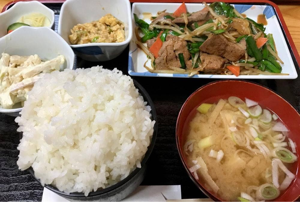 御食事処 とんぼ
