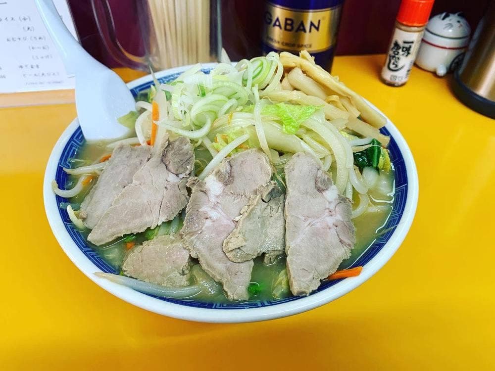 瀧ラーメン店