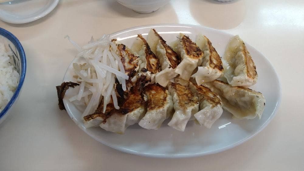 ぎょうざ、らーめん 餃子屋